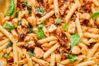 Tuscan Chicken Pasta