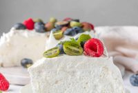 Berry Pavlova Bliss