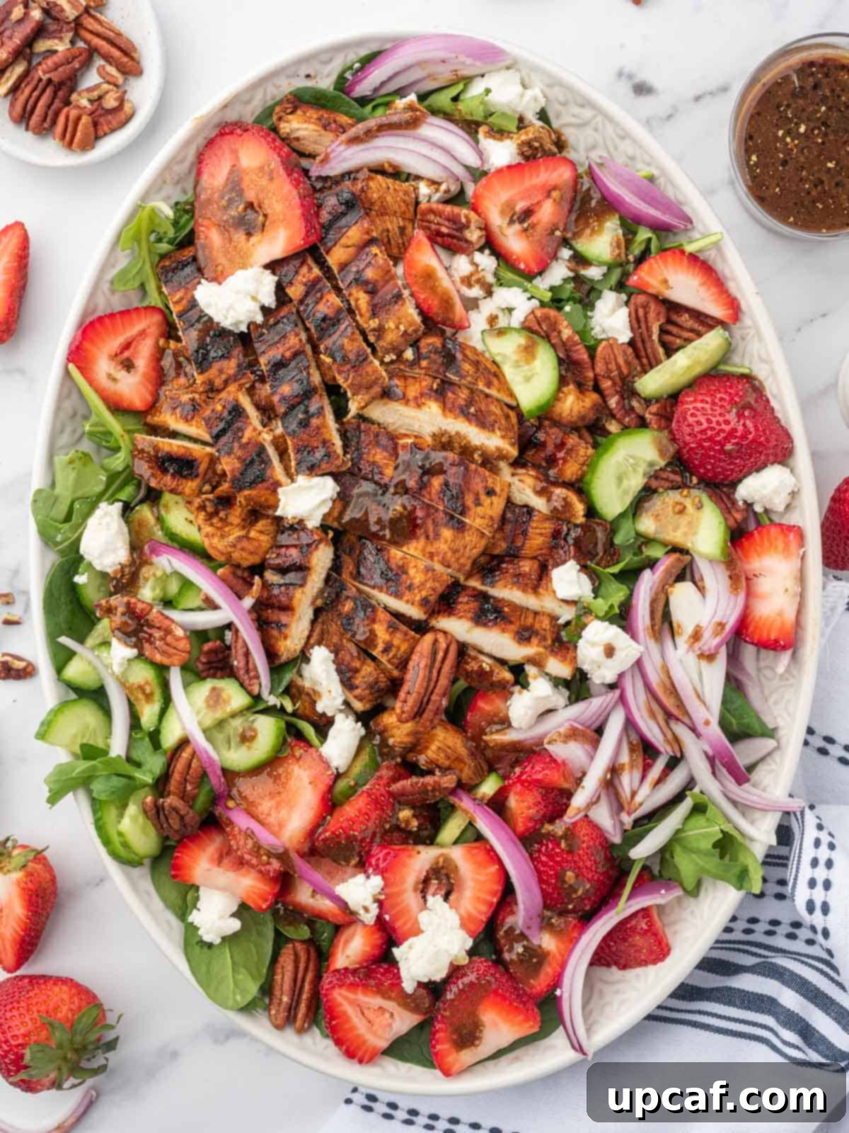 Vibrant Strawberry Grilled Chicken Salad 1 featured 24702