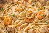 Creamy Chicken and Shrimp Alfredo