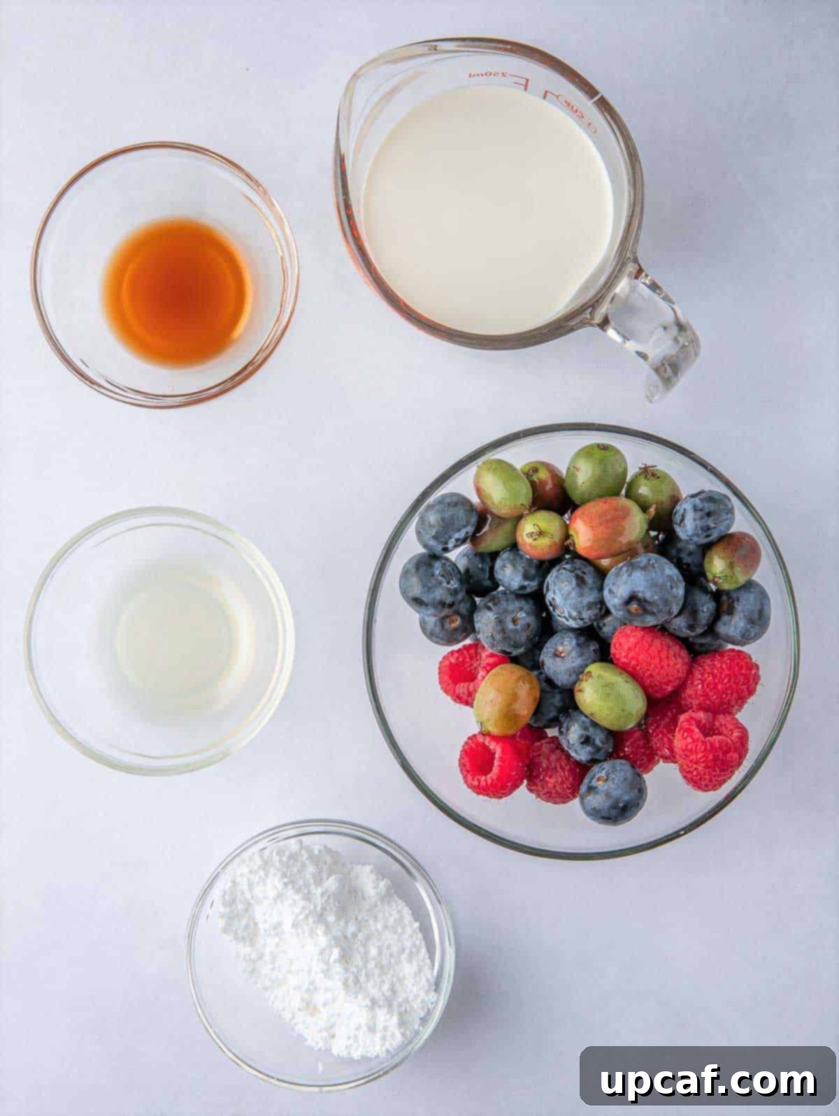 berry pavlova topping ingredient