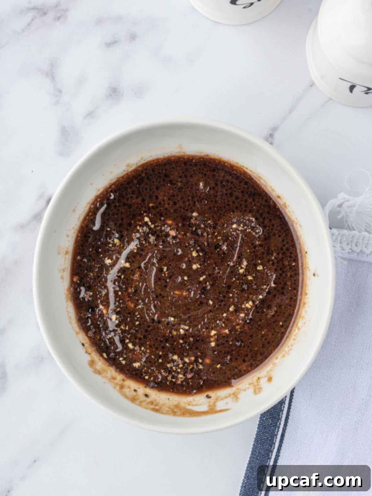 Vibrant Strawberry Grilled Chicken Salad 6 Dressing for grilled chicken strawberry salad in a bowl.